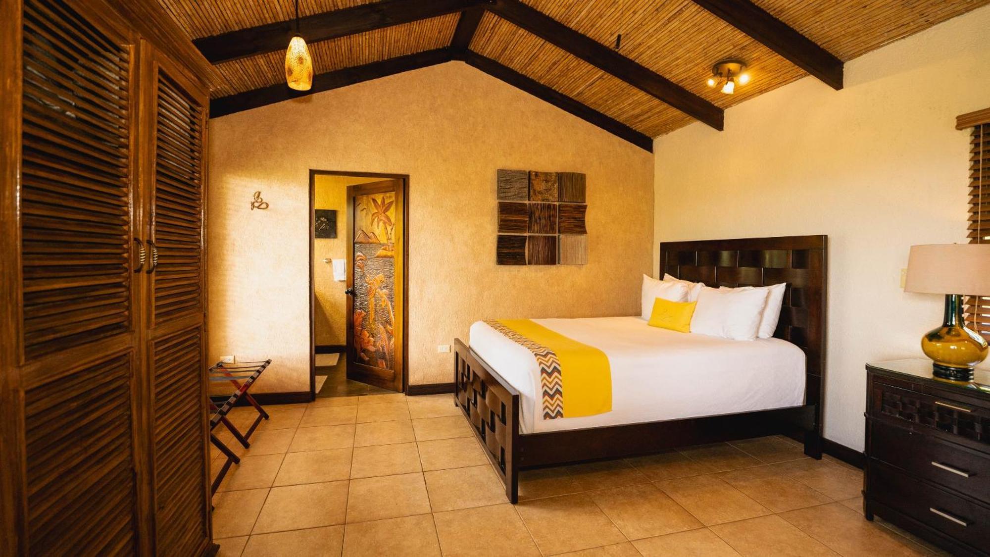 Buena Vista Chic Hotel Pilas Szoba fotó