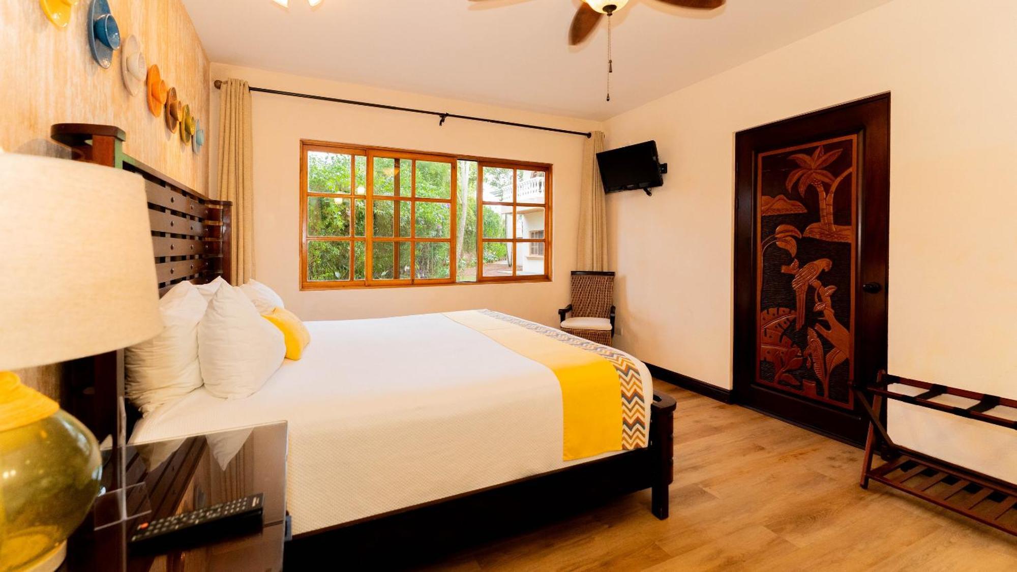 Buena Vista Chic Hotel Pilas Szoba fotó