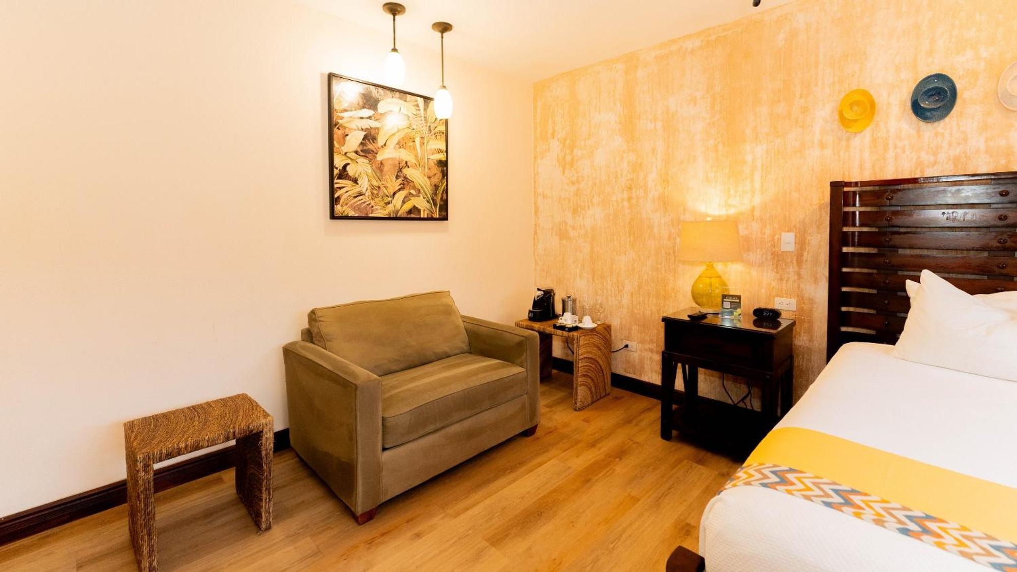 Buena Vista Chic Hotel Pilas Szoba fotó