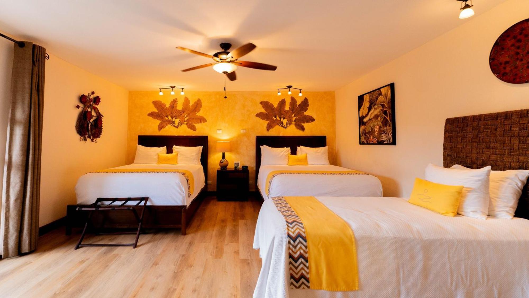 Buena Vista Chic Hotel Pilas Kültér fotó